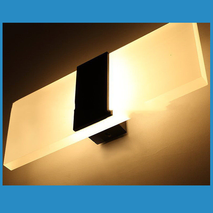 Motion Sensor USB Wall Lamp – Smart Indoor Lighting